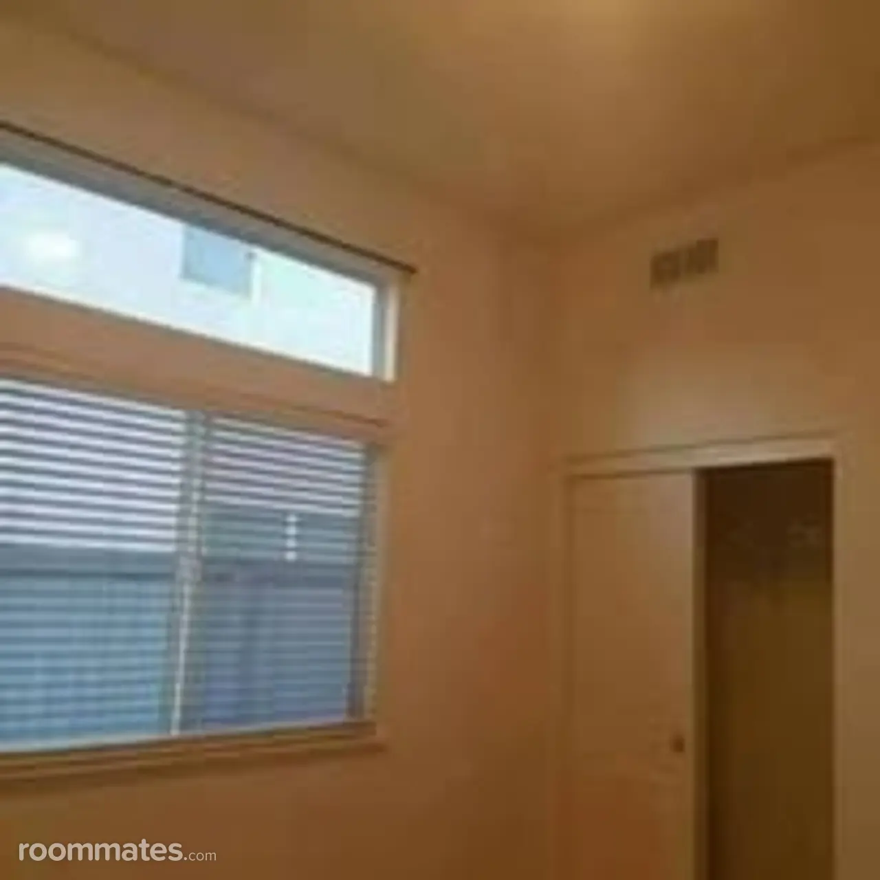 Profile photo 8 of 17