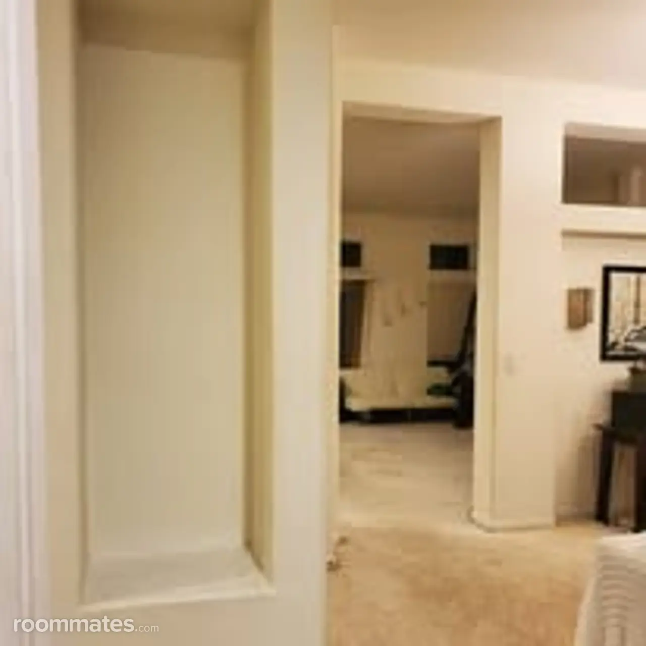 Profile photo 5 of 17