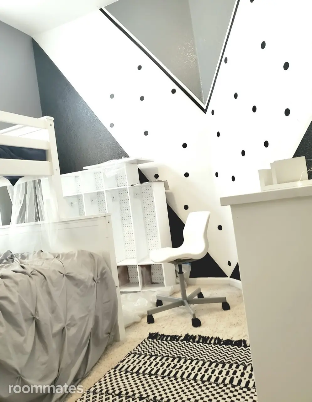 Profile photo 9 of 17