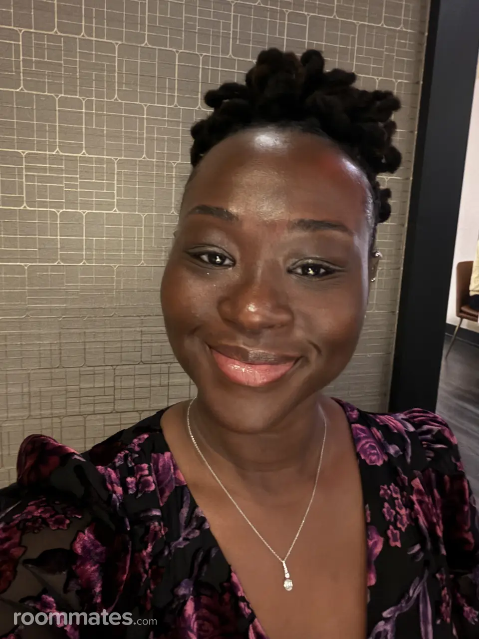 Profile photo 1 of 1