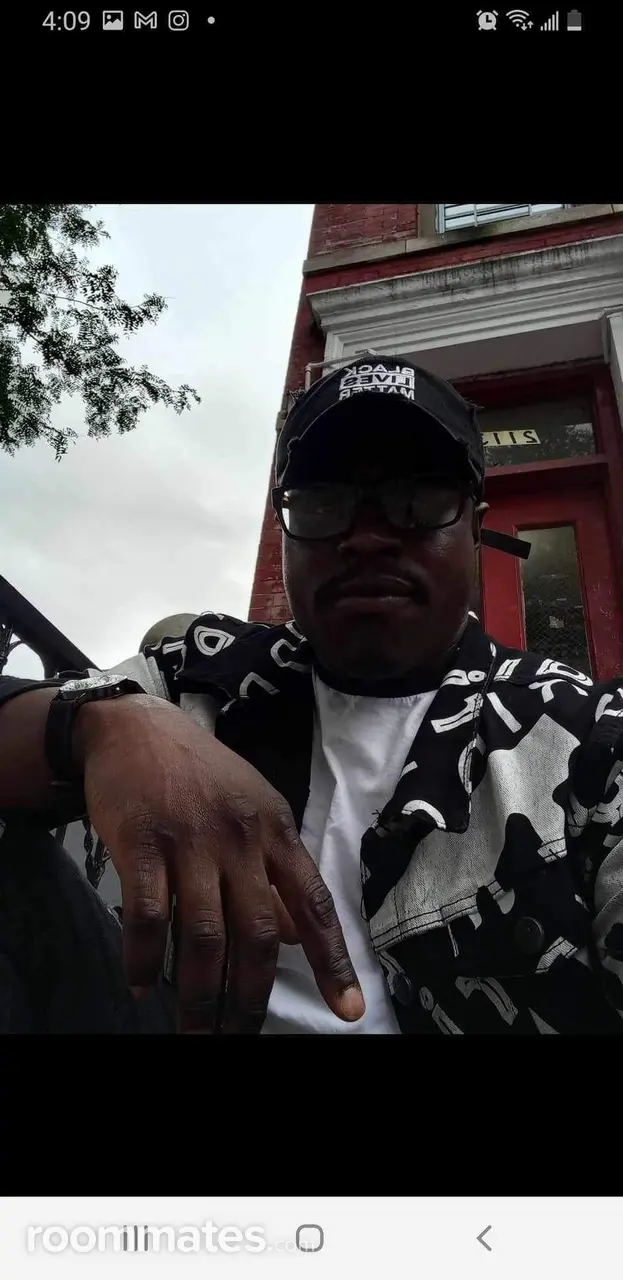 Profile photo 4 of 11