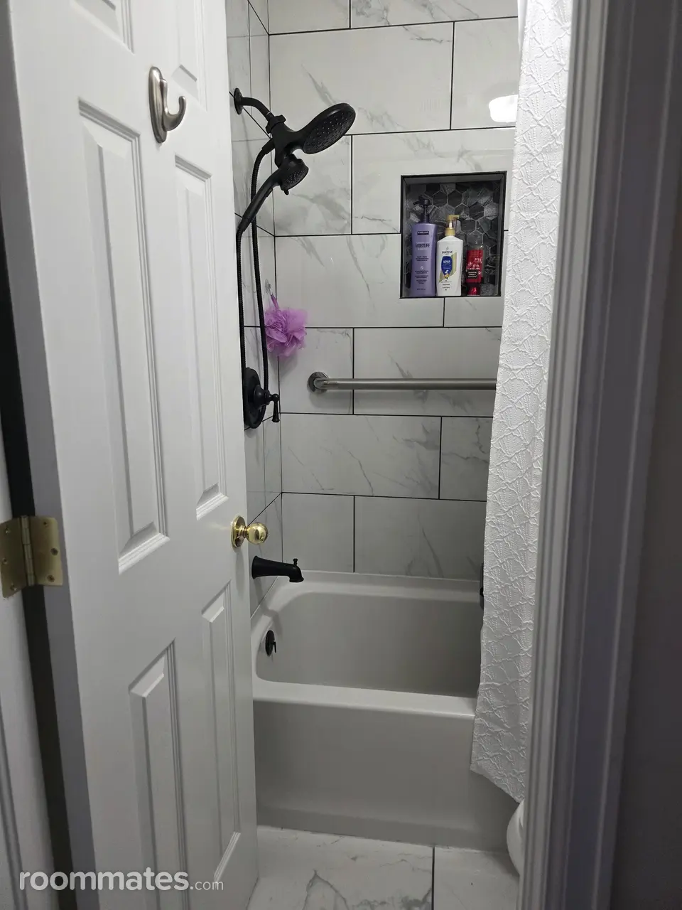 Profile photo 5 of 6