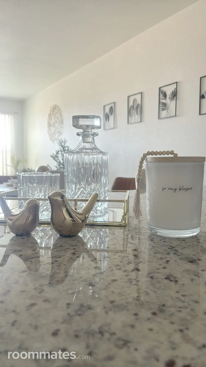 Profile photo 3 of 11