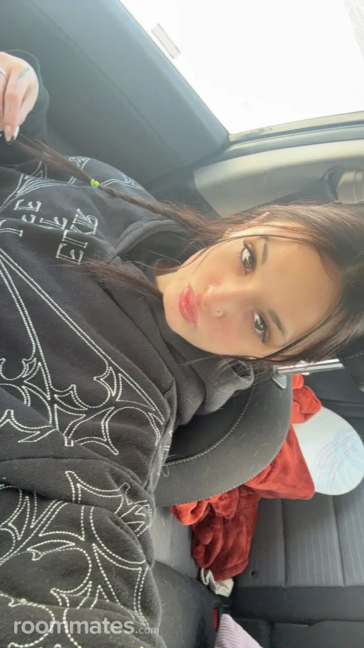 Profile photo 1 of 1