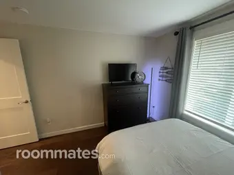 Room for rent in Olympia, WA $1050, house