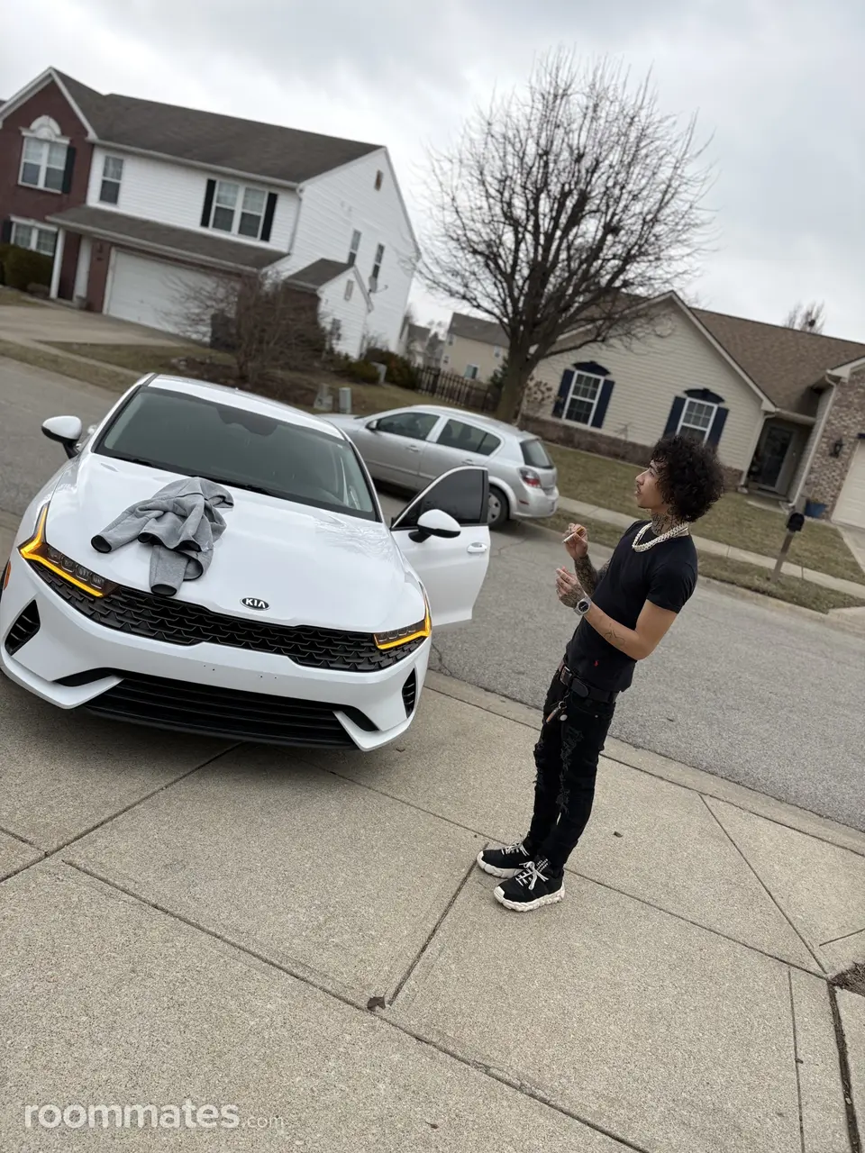 Profile photo 1 of 1