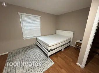 Room for rent in Falls Church, VA $1200, house