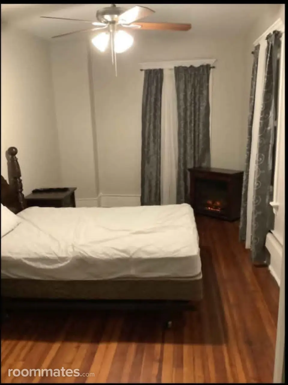 Profile photo 1 of 6