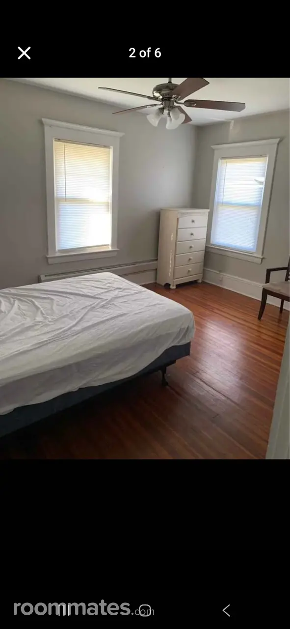 Profile photo 3 of 6