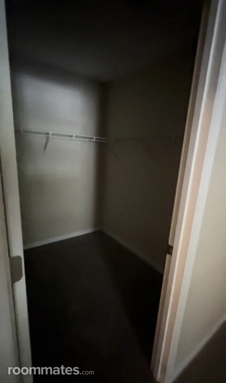 Profile photo 4 of 7