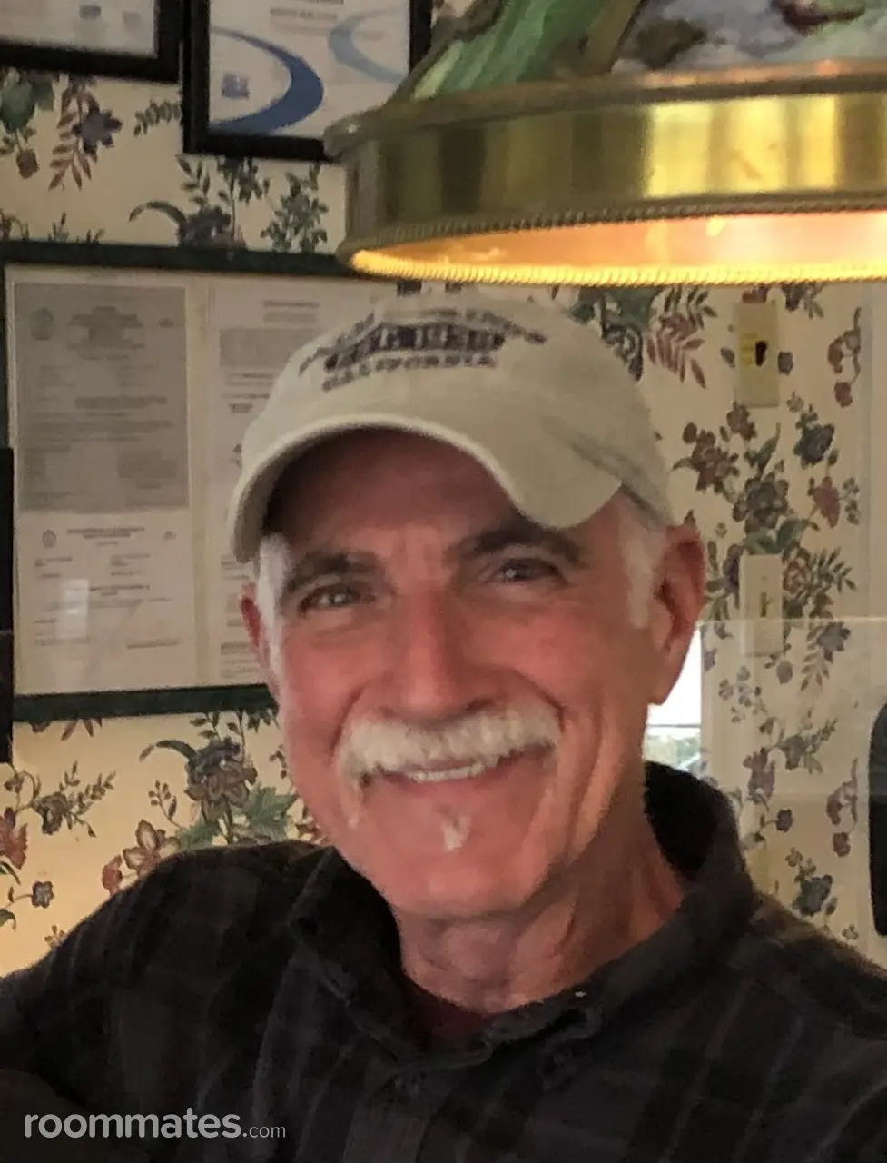 Profile photo 9 of 9