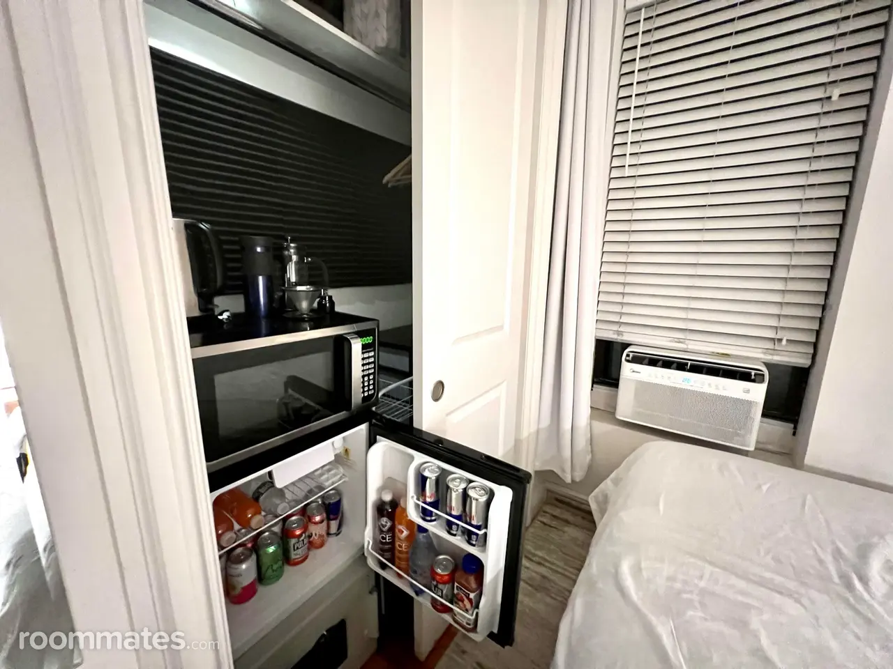 Profile photo 4 of 10