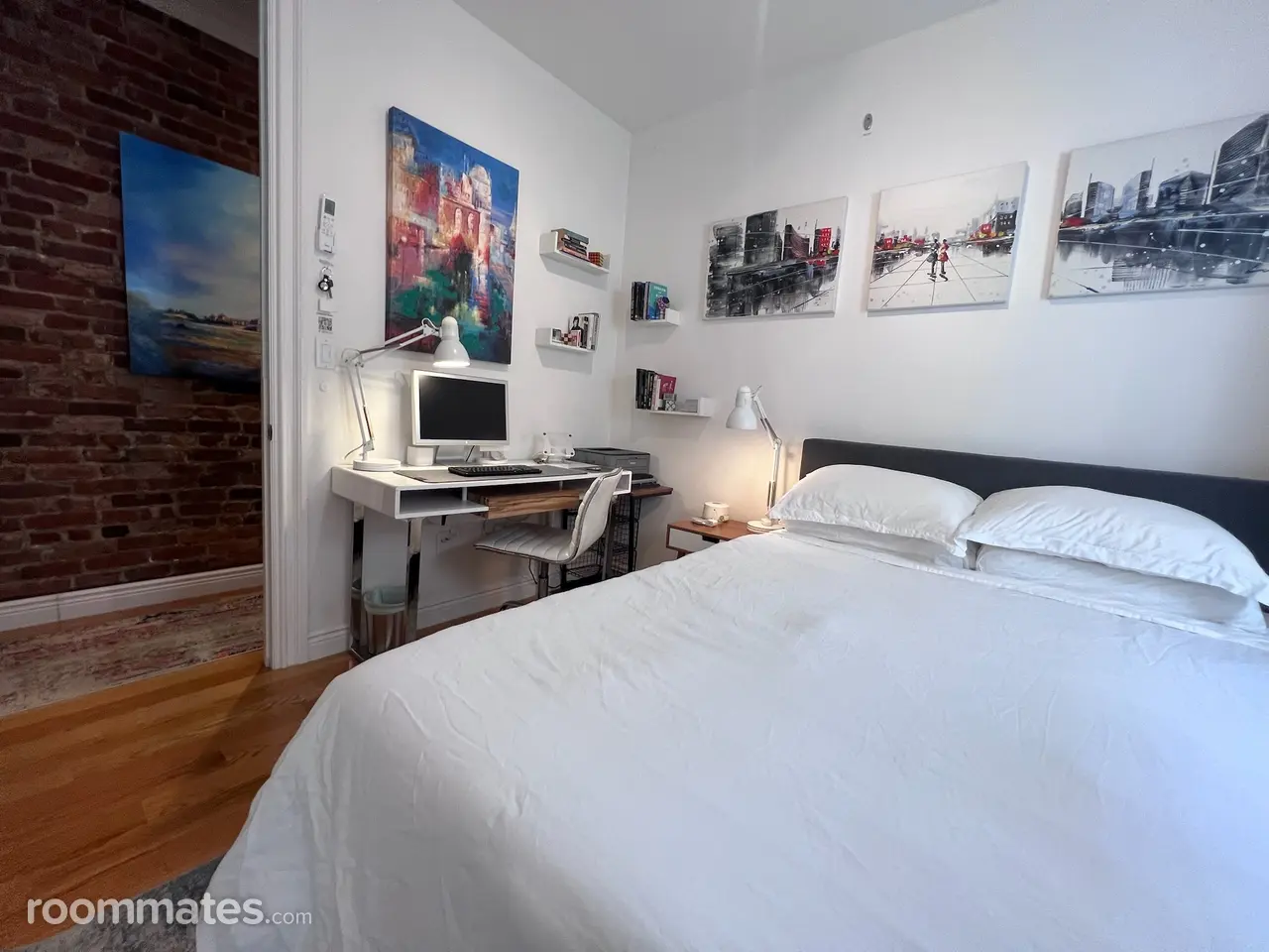 Profile photo 7 of 10