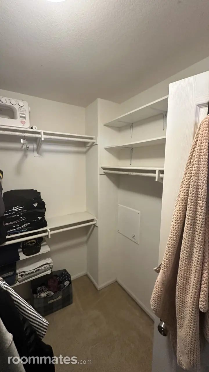 Profile photo 1 of 6