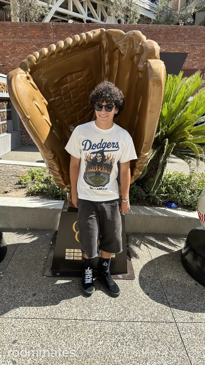 Profile photo 6 of 6