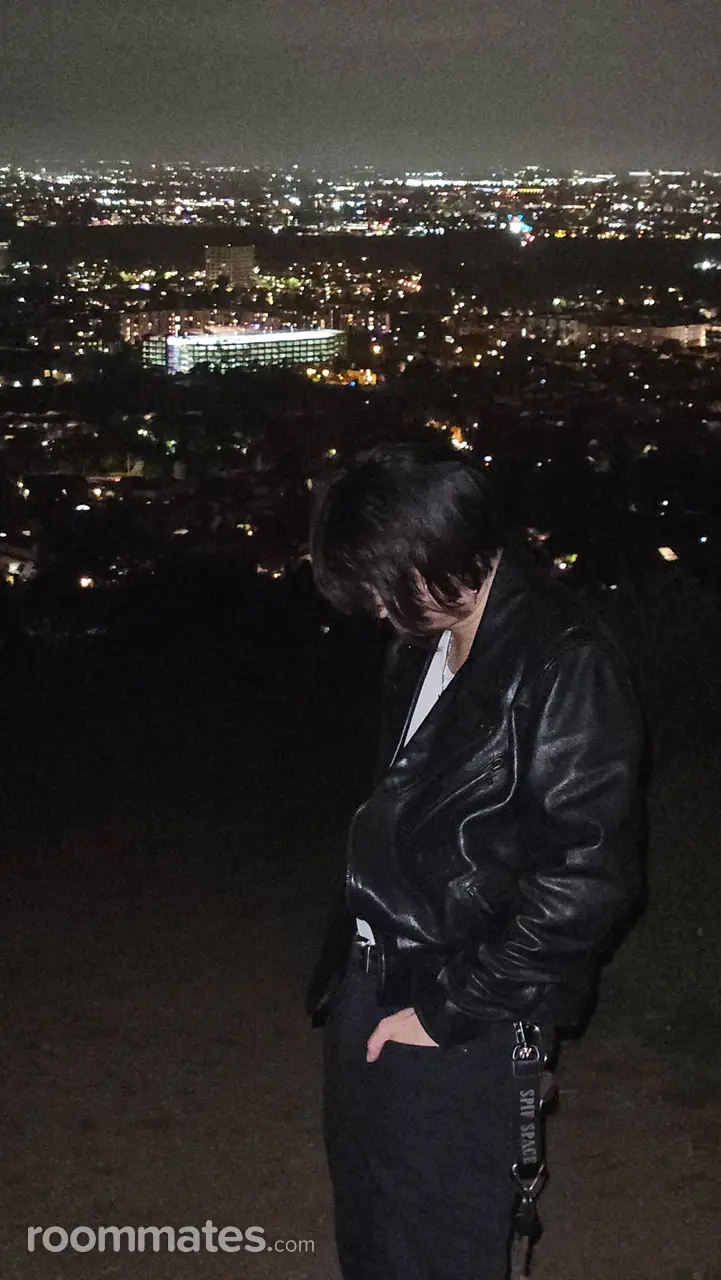 Profile photo 1 of 1