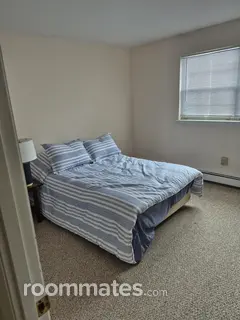 Room for rent in Waltham, MA $1300, condo