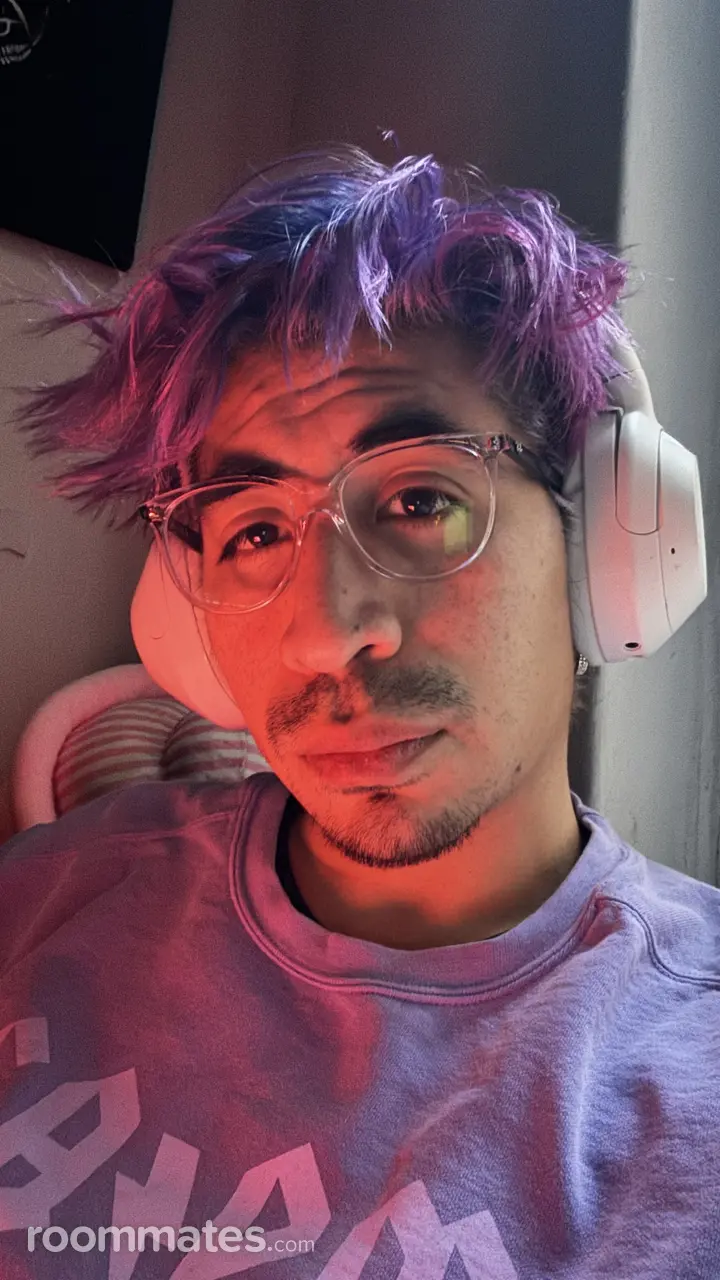 Profile photo 1 of 1