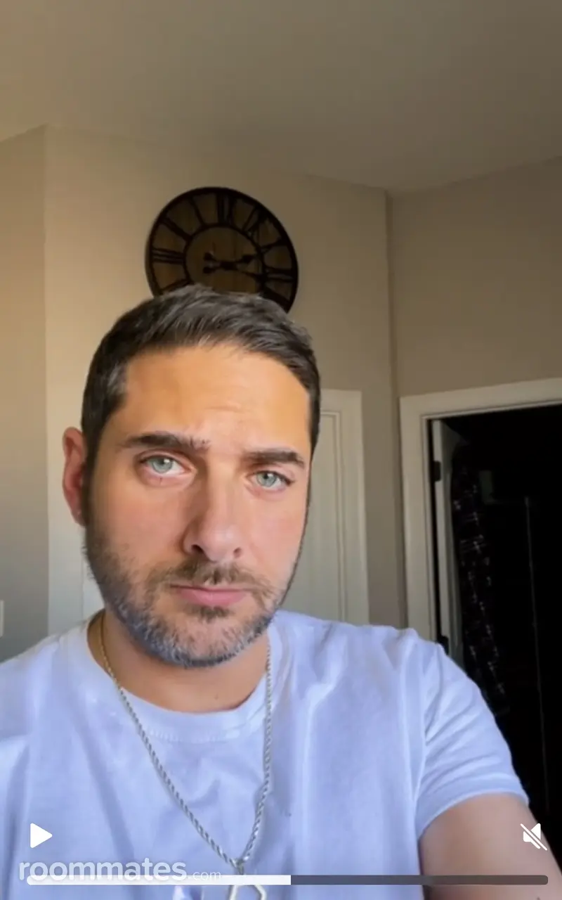 Profile photo 1 of 6