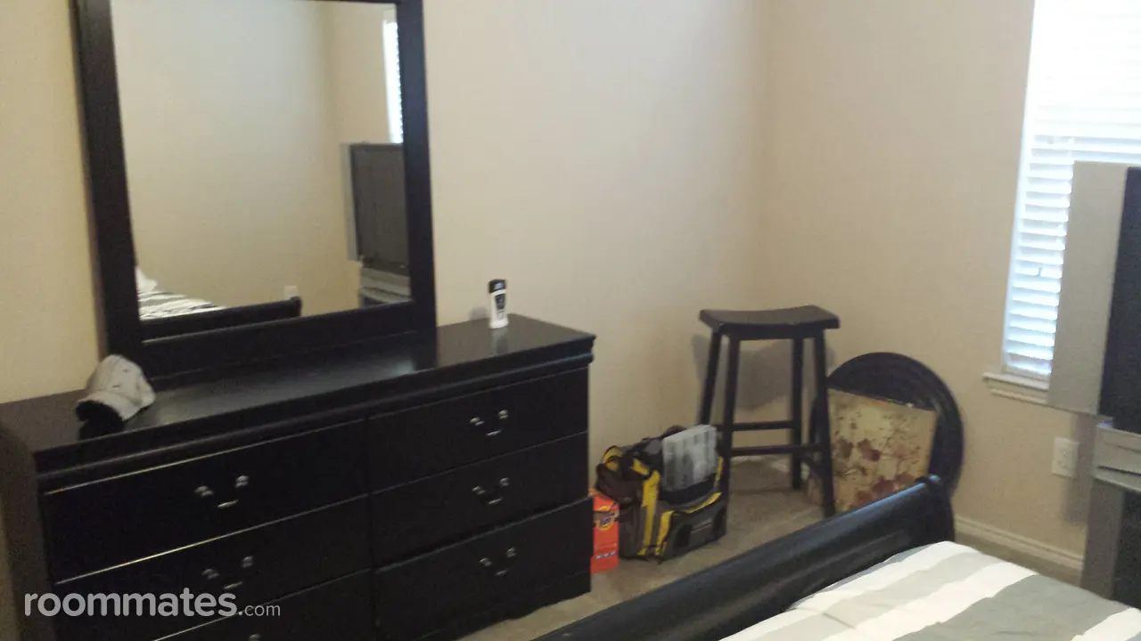 Profile photo 3 of 5