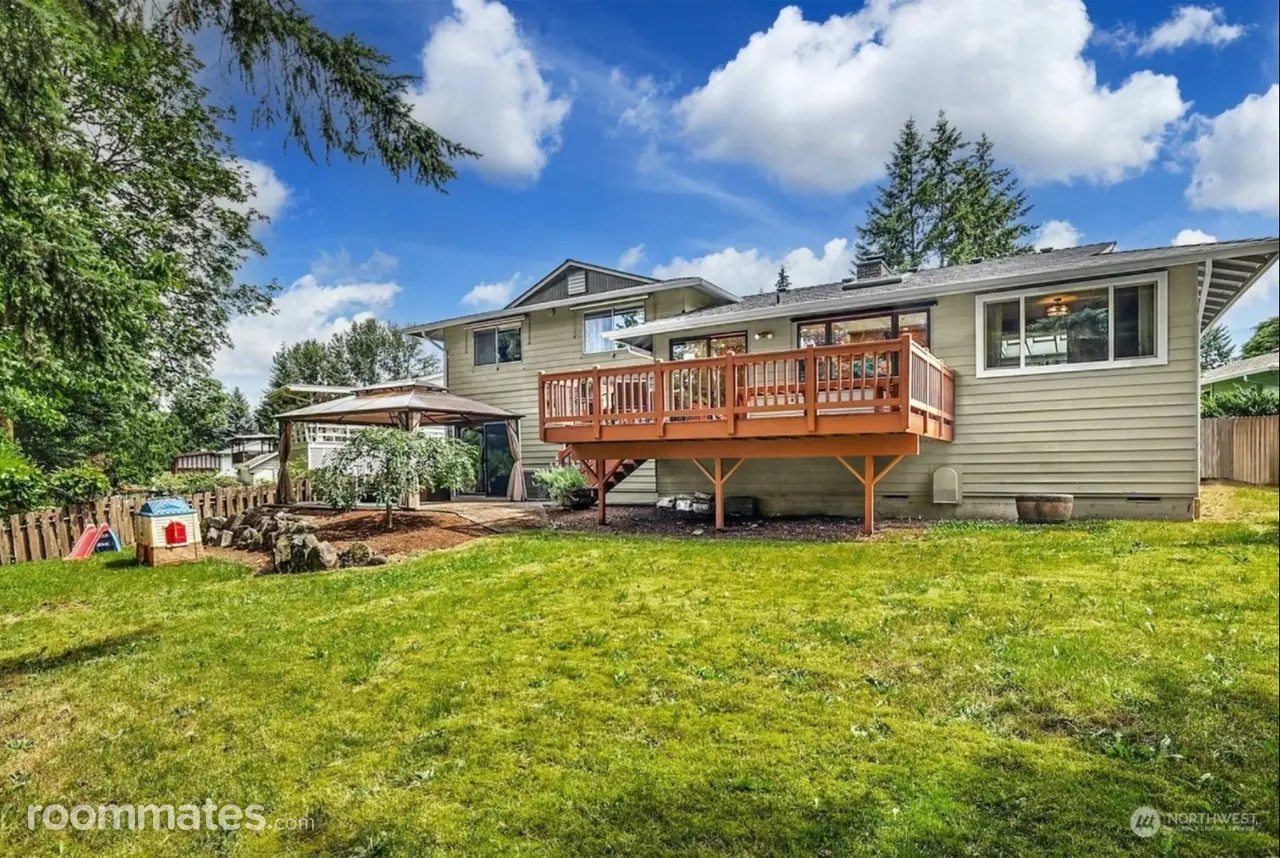 Profile photo 1 of 17