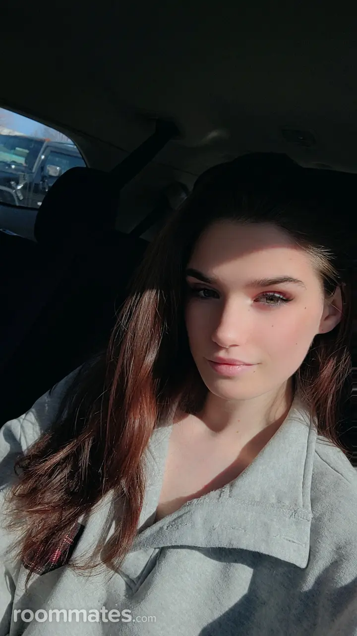 Profile photo 1 of 1