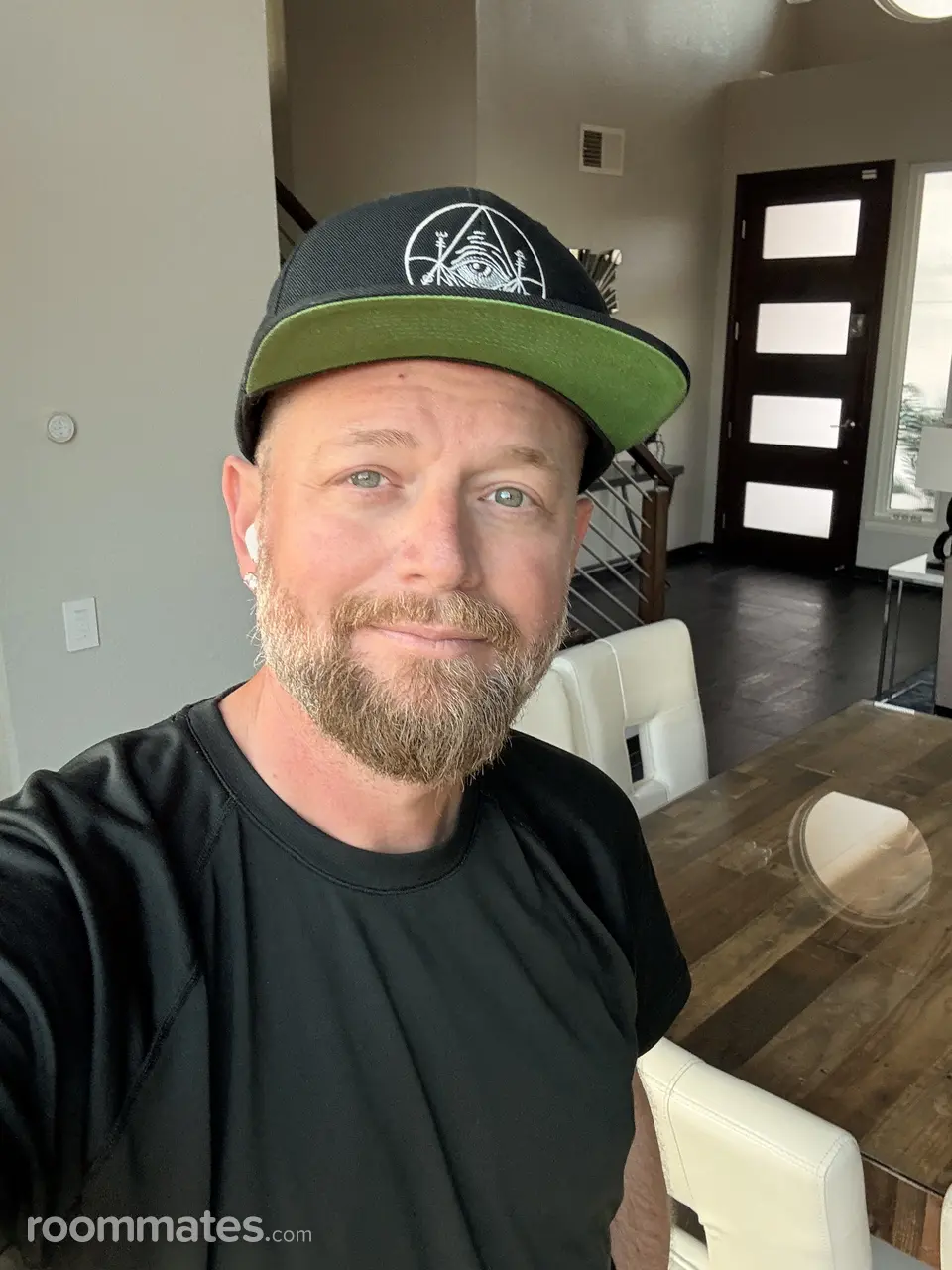 Profile photo 1 of 1