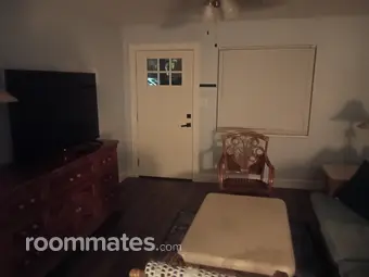 Room for rent in Melbourne, FL $0, house