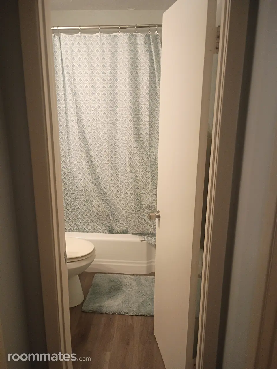 Profile photo 4 of 5