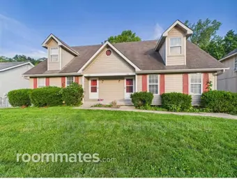 Room for rent in Kansas City, MO $1000, townhouse