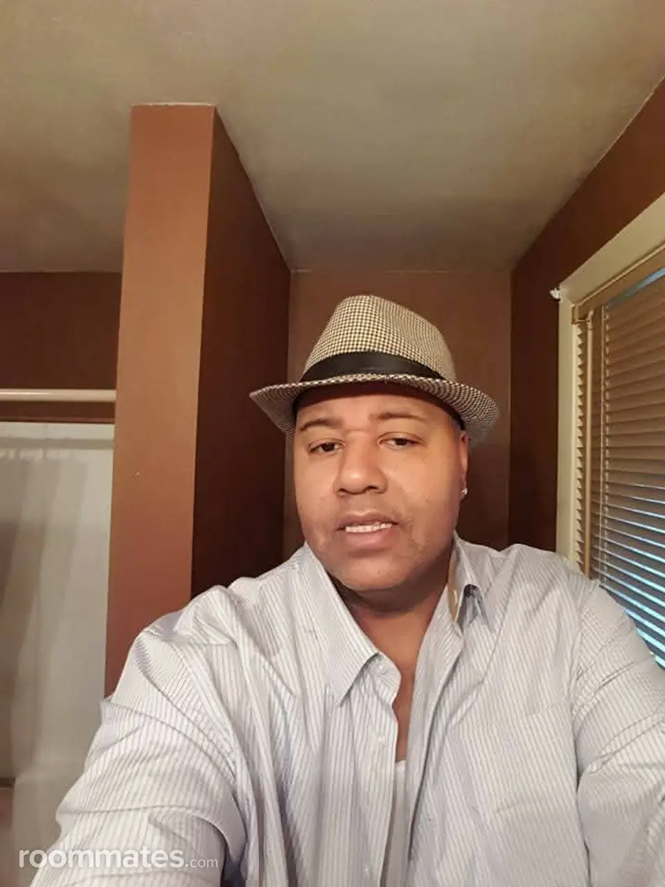 Profile photo 6 of 8