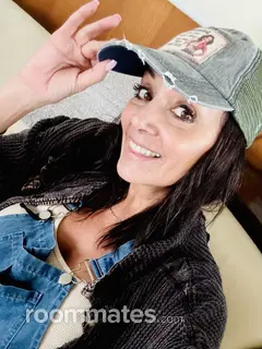 Roommate looking Yucaipa, CA, $2000