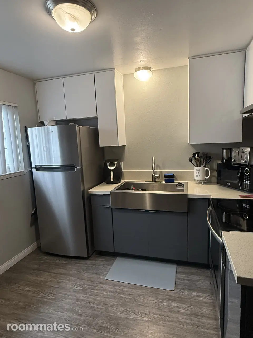 Profile photo 2 of 6