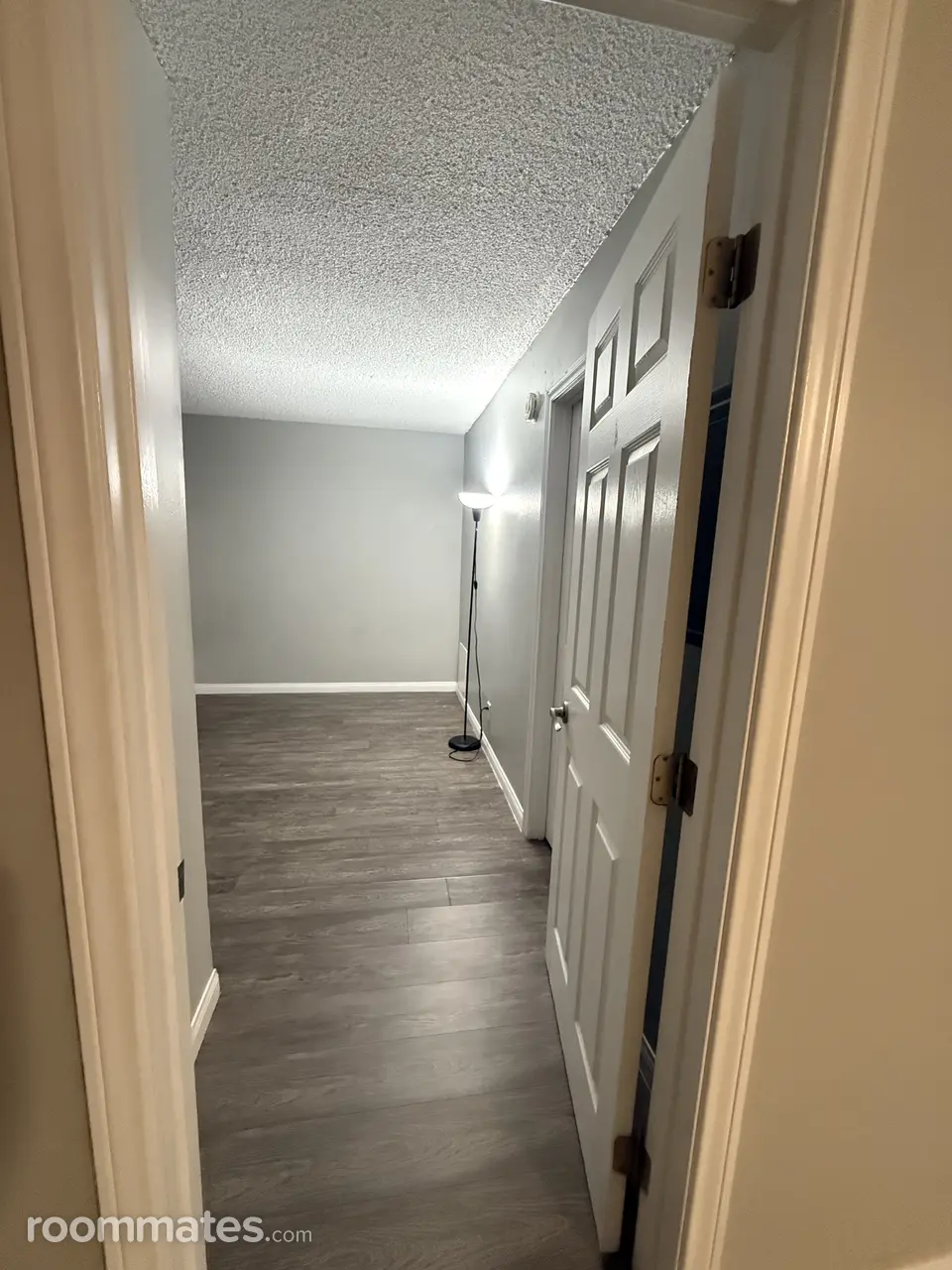 Profile photo 1 of 6