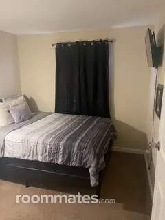 Room for rent in Cincinnati, OH $750, house