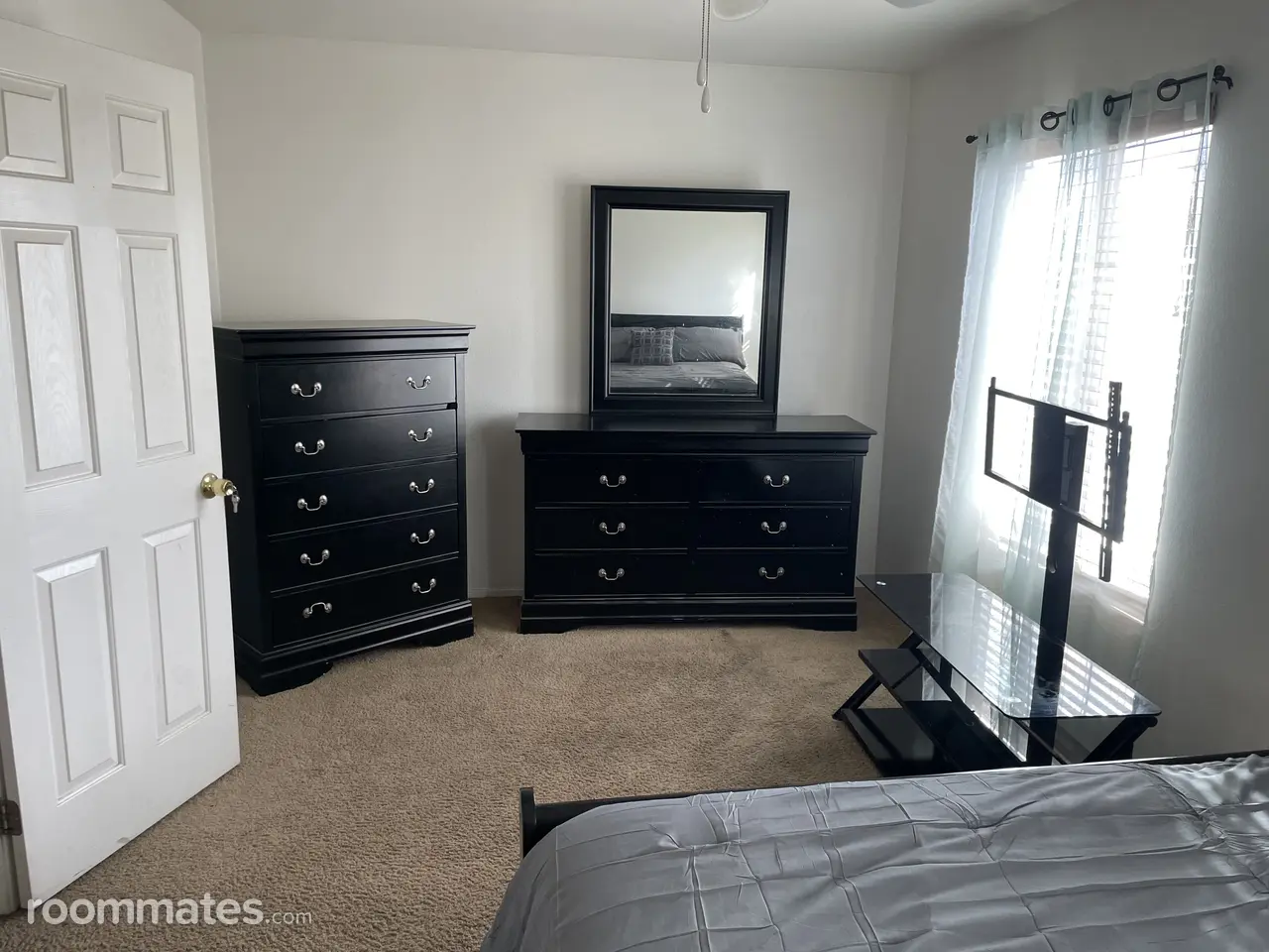 Profile photo 5 of 8