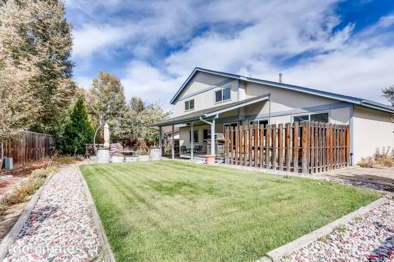 Profile photo 2 of 11