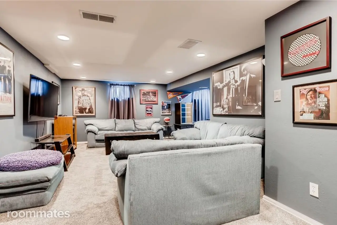 Profile photo 6 of 11