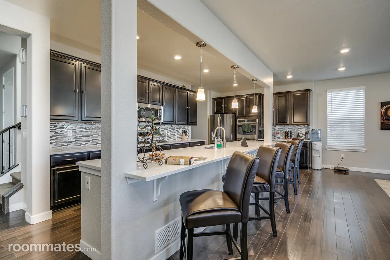 Profile photo 6 of 11