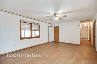 Room for rent in Piqua, OH $700, house