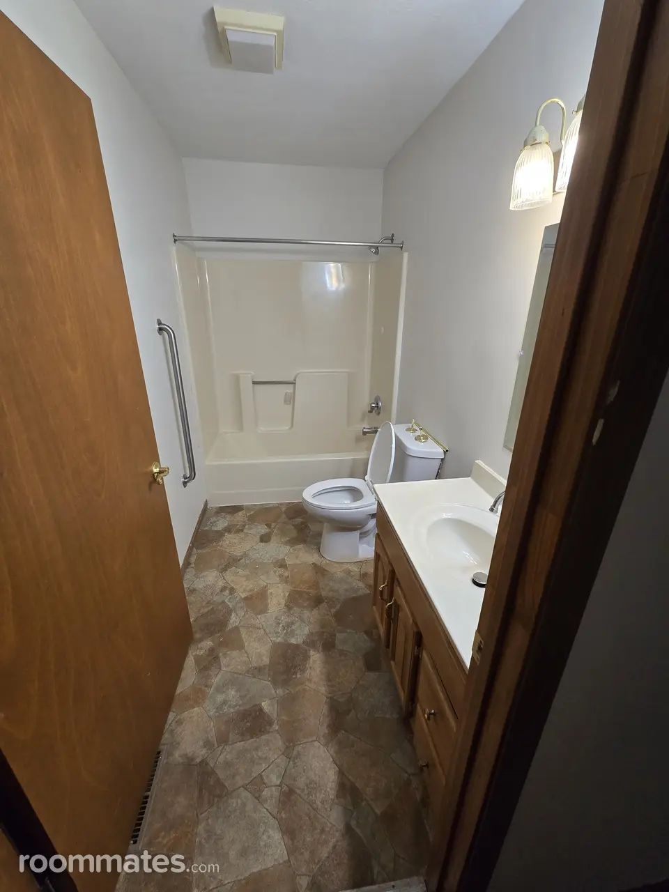 Profile photo 11 of 14