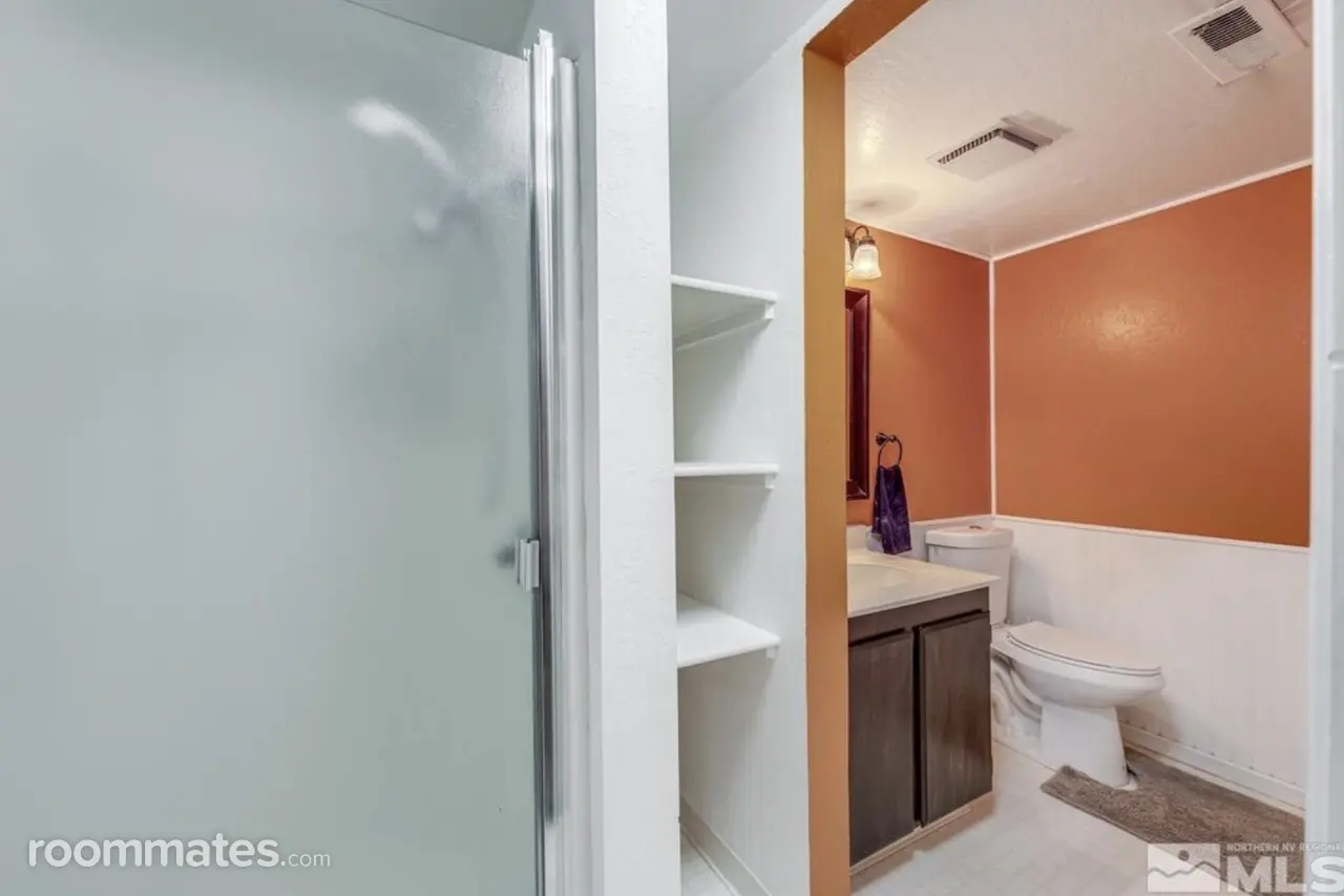 Profile photo 2 of 11