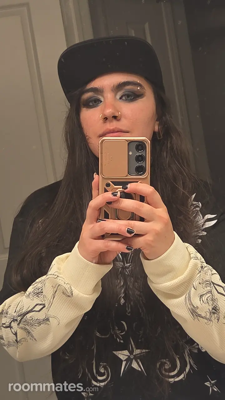 Profile photo 1 of 1