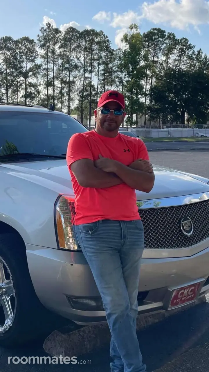 Profile photo 1 of 11