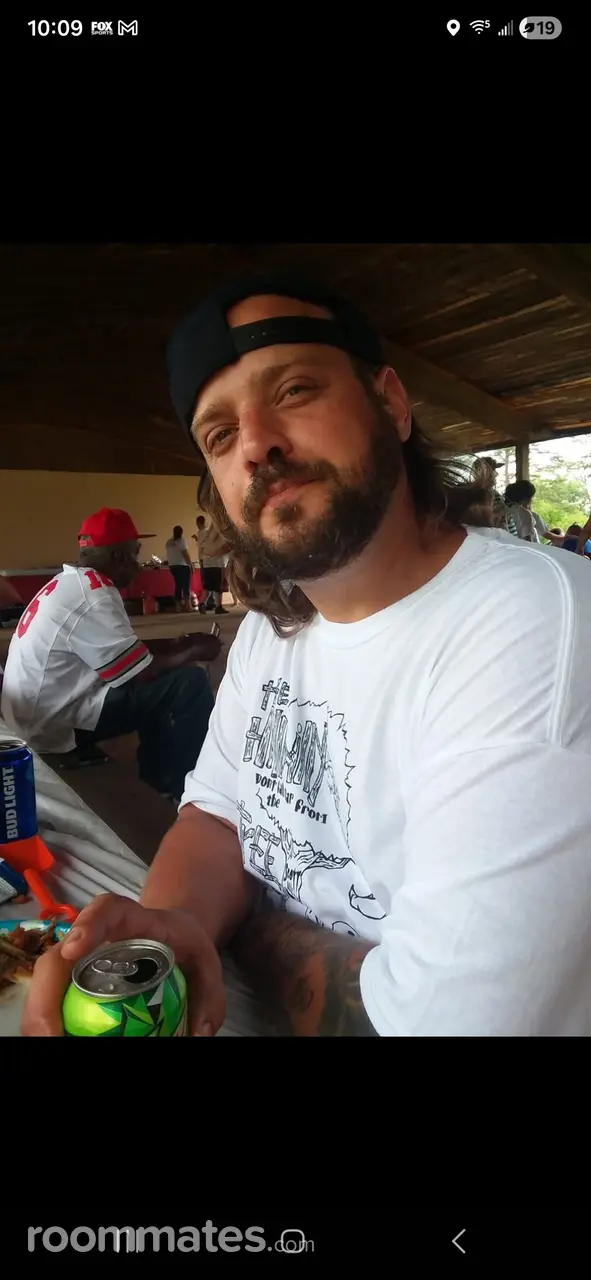 Profile photo 1 of 1