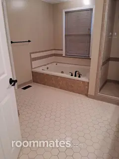 Room for rent in Hueytown, AL $800, house