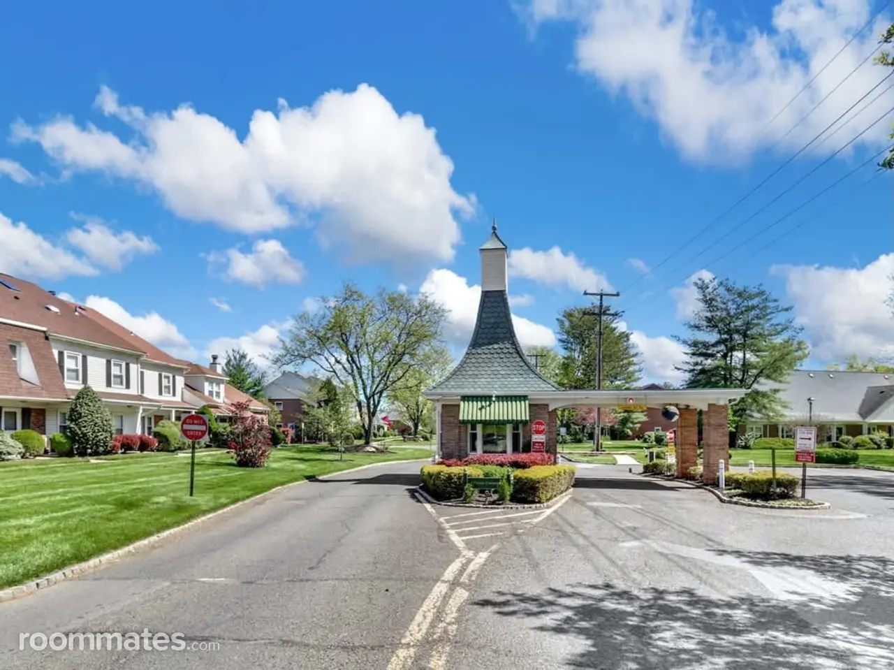 Profile photo 1 of 10