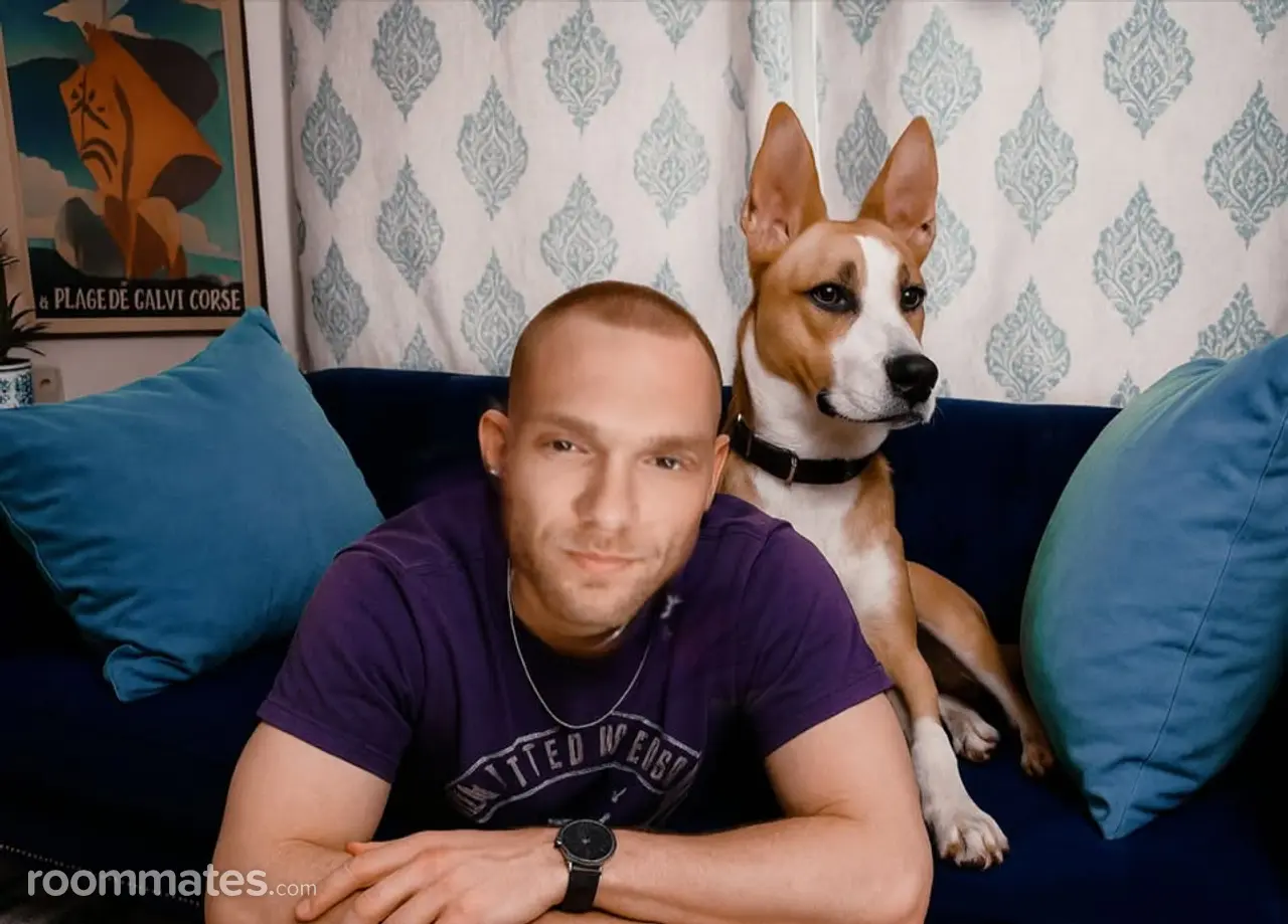 Profile photo 1 of 1