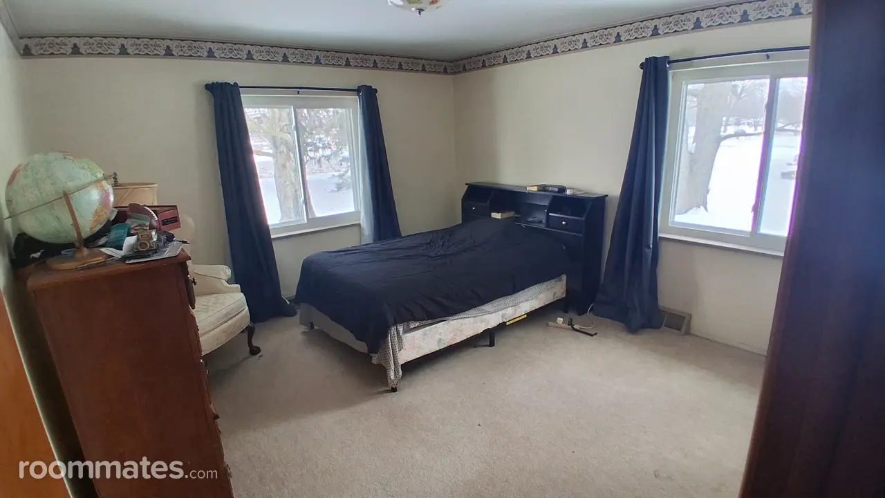 Profile photo 8 of 12