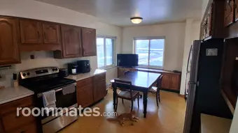 Room for rent in Columbus, OH $1000, house